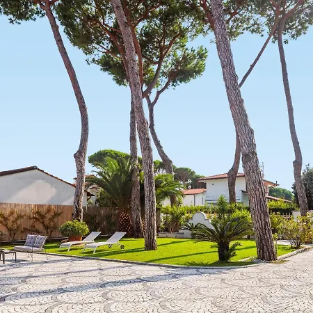 Locazione Turistica Verdeoro * Forte dei Marmi